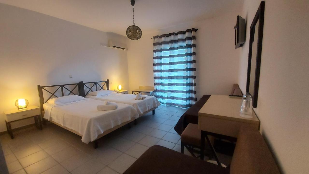 Dionysos Hotel 斯卡拉伯塔麦斯 外观 照片